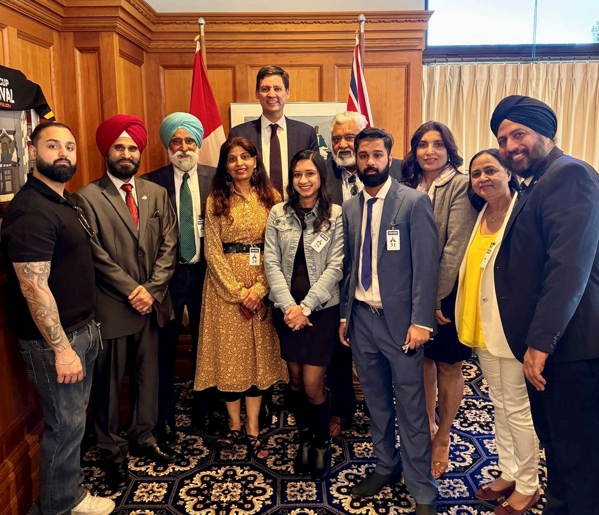 ਬੀ.ਸੀ. ਅਸੈਂਬਲੀ ਵੱਲੋਂ ਗੁਰਗਿਆਨ ਫਾਊਂਡੇਸ਼ਨ ਦੇ ਸੰਚਾਲਕਾਂ ਦਾ ਸਨਮਾਨ