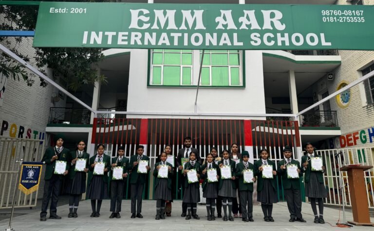Emm-Aar-2201
