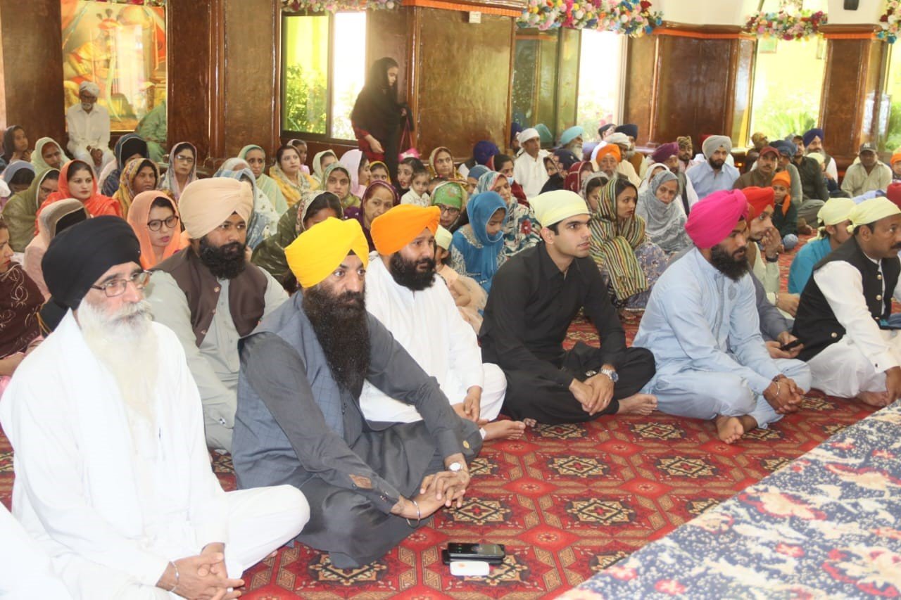 ਘੱਟ ਗਿਣਤੀ ਮਾਮਲਿਆਂ ਦੇ ਸੂਬਾਈ ਮੰਤਰੀ ਰਮੇਸ਼ ਸਿੰਘ ਅਰੋੜਾ ਦੀ ਬਾਬਾ ਦੀ ਬੇਰੀ ਸਾਹਿਬ, ਸਿਆਲਕੋਟ ਵਿਖੇ ਭੋਗ ਸਾਹਿਬ ਅਰਦਾਸ ਵਿੱਚ ਸ਼ਮੂਲੀਅਤ