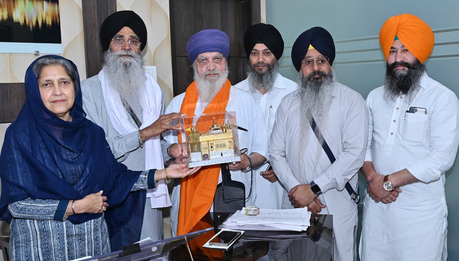 ਸ. ਇੰਦਰਜੀਤ ਸਿੰਘ ਗੋਲਾਟੀ ਨੇ ਸ੍ਰੀ ਦਰਬਾਰ ਸਾਹਿਬ ਵਿਖੇ ਸੇਵਾ ਲਈ ਦਿੱਤੇ 25 ਲੱਖ ਰੁਪਏ